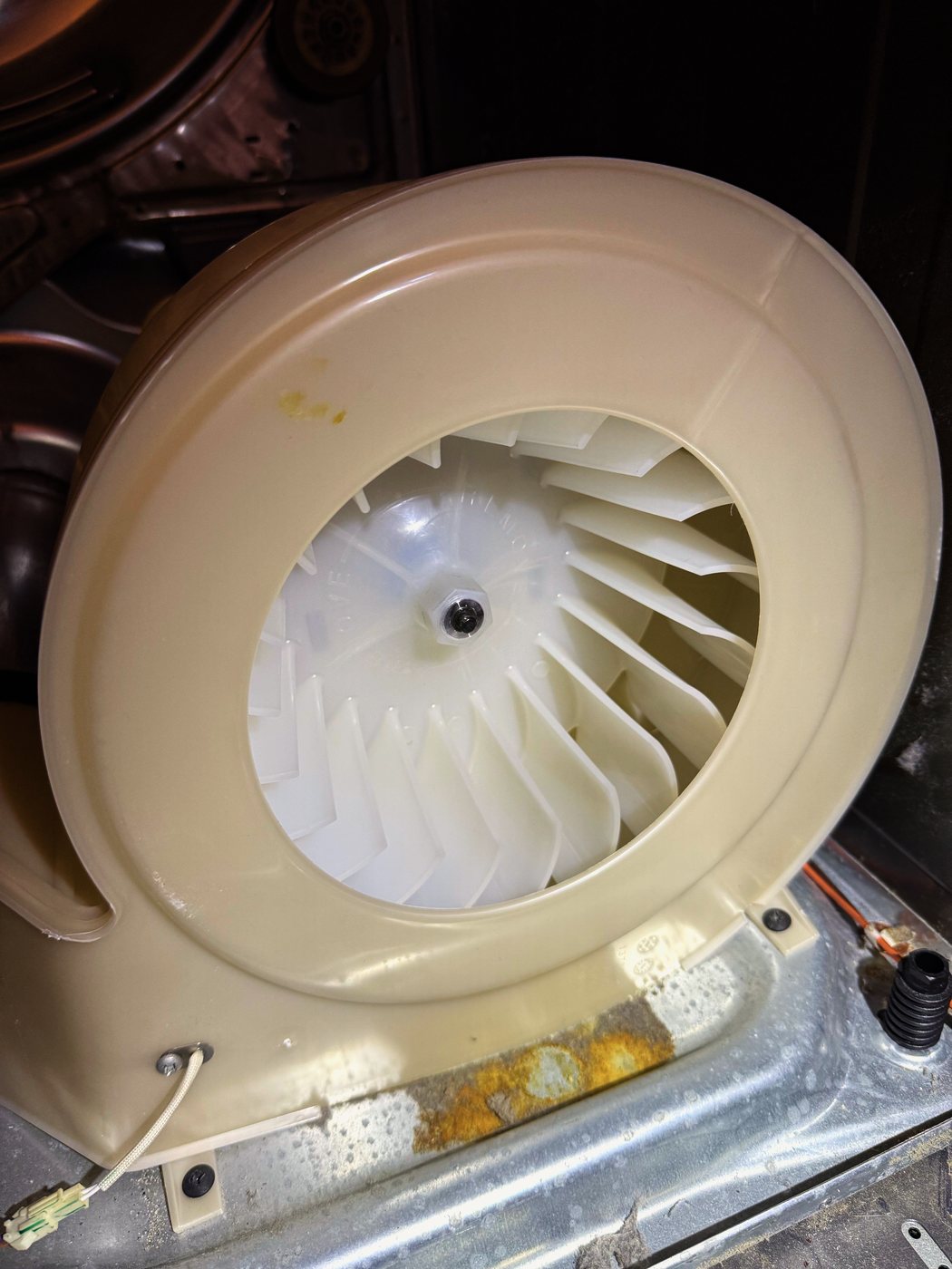 The new blower in place, wheel whole and running true